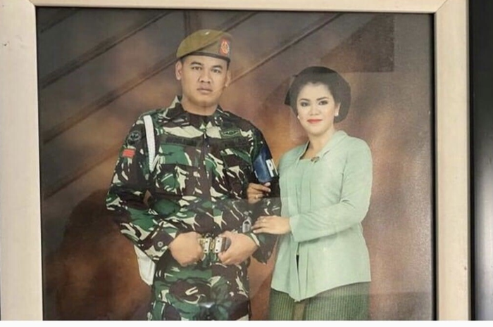 Kopda Muslimin anggota TNI yang punya asmara gelap diburu Jenderal Andika Perkasa. Dia diduga rencakan tembak istrinya sendiri. 