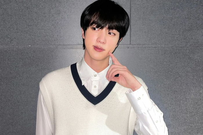 Jin BTS