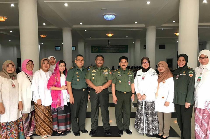 Istri Ketua Umum Perhimpunan Dokter Forensik Indonesia yang pimpin autopsi ulang Brigadir J ternyata punya jabatan mentereng di RSPAD.