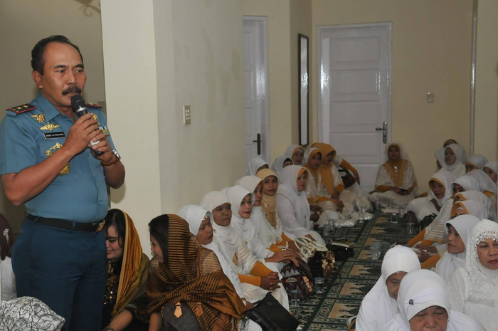 Mantan Danseskoal Laksamana Muda (Purn) Herry Setianegara yang alami kecelakaan maut ternyata sengaja ajak anak-anak dari sini.