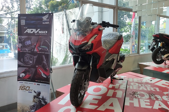 Foto ilustrasi. Bikin penasaran harga spare part fast moving Honda ADV 160, mirip PCX 160 dan ADV 150?