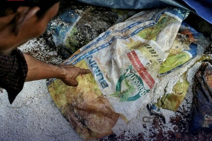 Rudi Samin pemilik tanah yang bikin polisi turun tangan dalam kasus beras bansos dikubur punya masalah belum selesai dengan JNE Depok. 