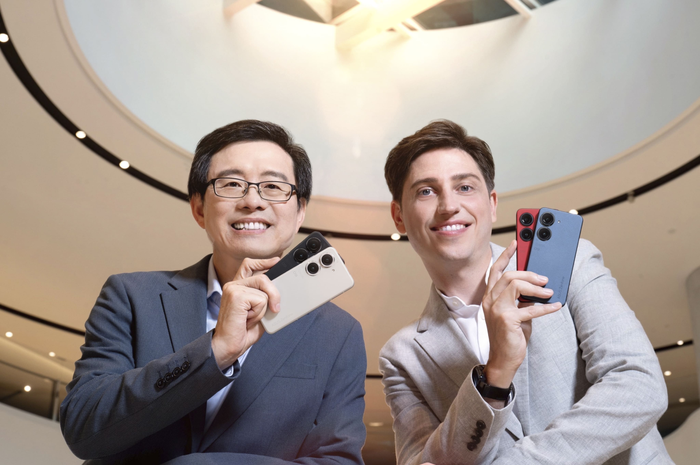 Spesifikasi ASUS Zenfone 9 yang resmi hadir menggunakan Snapdragon 8+ Gen 1.