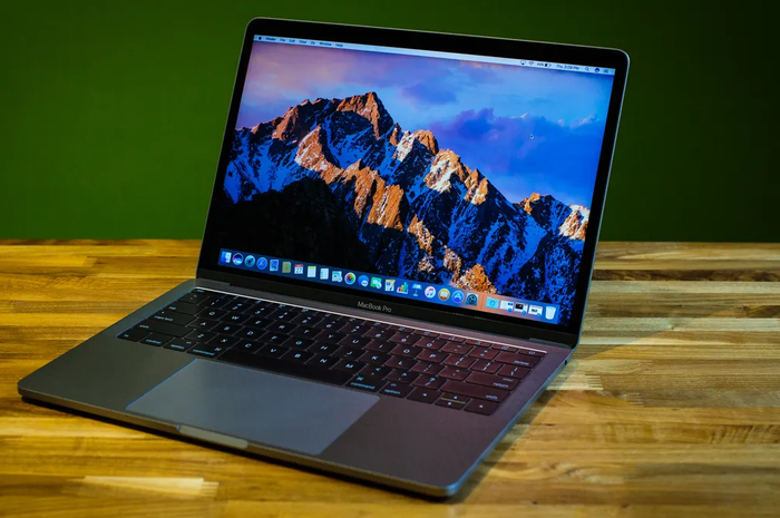 MacBook Pro 13 inci 2016