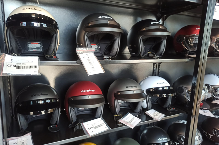 Ilustrasi helm Cargloss