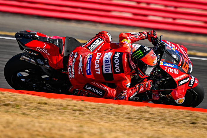Berita Terkini Hasil Balapan MotoGP Inggris 2022, Farncesco Bagnaia Juara, Pabrikan Asal Italia Berjaya di Sirkuit Silverstone, Inggris, 