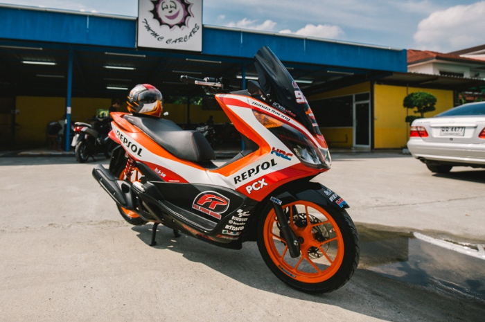 Modifikasi Motor Honda PCX 150 Asli Thailand, Livery MotoGP ala Marc Marquez bikin keren