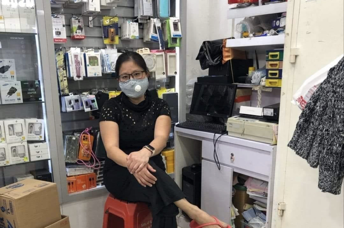 Mariana Ahong emak-emak pencuri coklat di Alfamart ternyata pemilik bisnis mentereng di BSD. Foto tampangnya dibongkar habis-habisan.