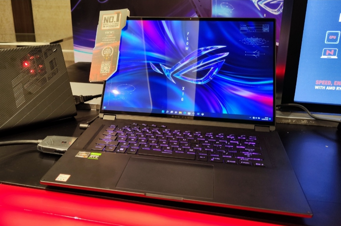 ASUS ROG Flow X16 rilis di Indonesia dan jadi laptop gaming convertible pertama.