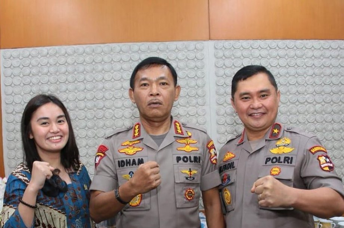 Ini profil putri Irjen Fadil Imran yang tercatat sebagai pemegang rekor mentereng di DPR. Desakan Kapolda Metro diperiksa makin nyaring.