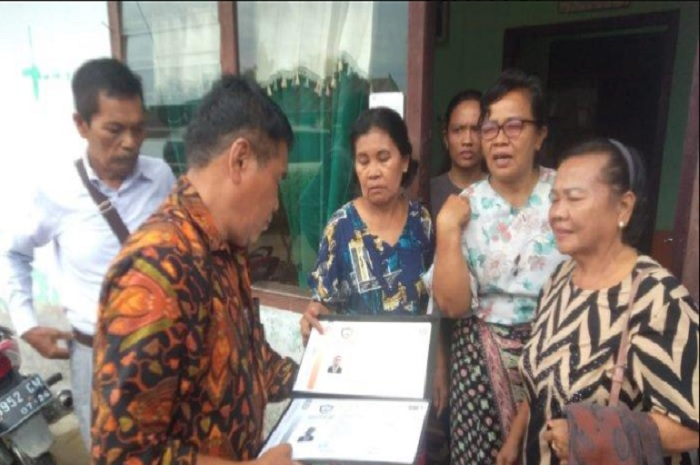 Foto Pertemuan keluarga Vera Simanjuntak dan Keluarga Brigadir J. 
