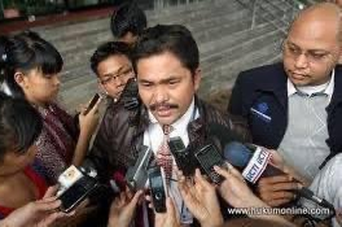 Pengacara Brigadir J Kamaruddin SImanjuntak yang ngaku disembah SBY ternyata dipecat kliennya di kasus korupsi Demokrat. 