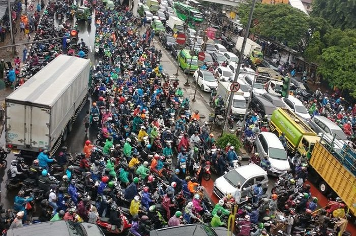 Udara Jakarta mengandung sianida hingga Pengprov DKI Jakarta melakukan razia