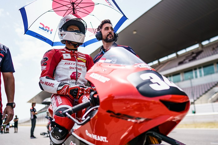 Pembalap Indonesia Fadillah Arbi Aditama bakal hadapi JuniorGP Misano 2022.