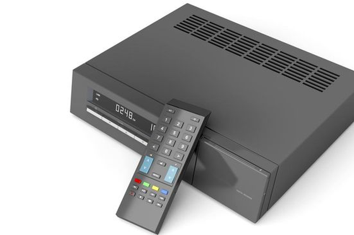 Ilustrasi Set Top Box (STB) untuk menangkap sinyal tv digital
