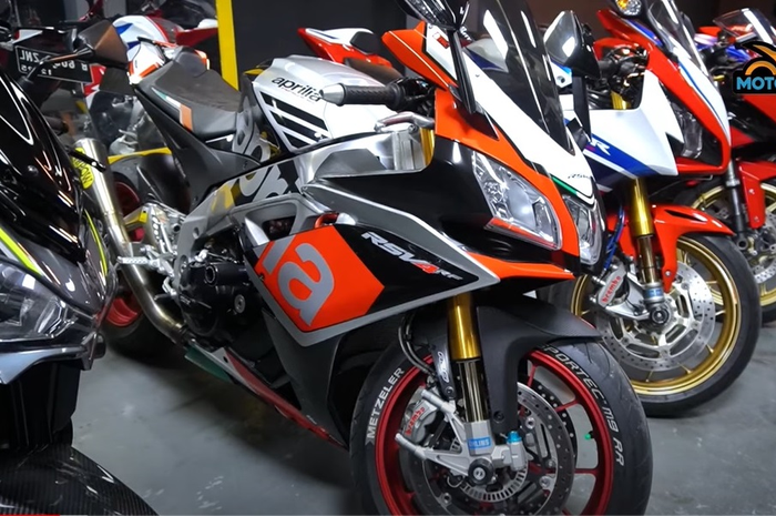 Dealer motor bekas tersedia banyak moge STNK dan BPKB resmi di Jakarta Selatan