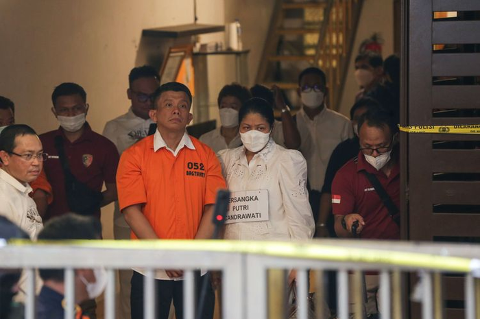 Soal&nbsp;kasus dugaan&nbsp;pelecehan seksual&nbsp;yang dialami&nbsp;istri Ferdy Sambo,&nbsp;Putri Candrawathi.
