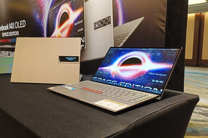 ASUS Zenbook 14X OLED Space Edition merupakan edisi khusus dari laptop ASUS dengan tema luar angkasa dan performa tinggi