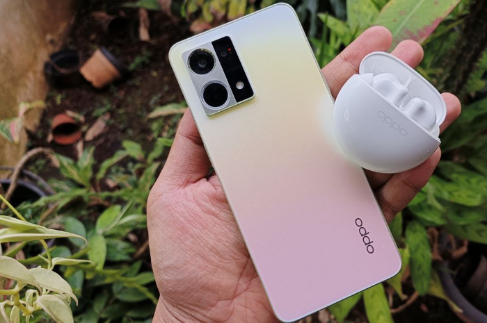 Harga HP second OPPO Reno 8 sudah turun sekitar Rp 1,3 juta meski baru 3 bulan rilis.