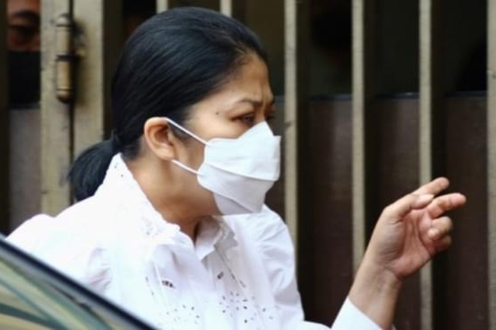 Putri Candrawathi mengaku alat vitalnya dipegang Brigadir J. 