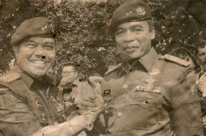 Muchdi Purwoprandjono and Syahrir MS