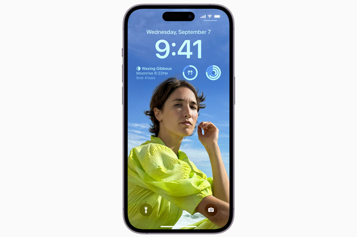 Ilustrasi fitur iOS 16 di iPhone 14 Pro