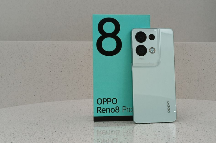 Harga HP second OPPO Reno 8 Pro 5G sudah turun hingga Rp 2 jutaan dibandingkan dengan harga peluncuran