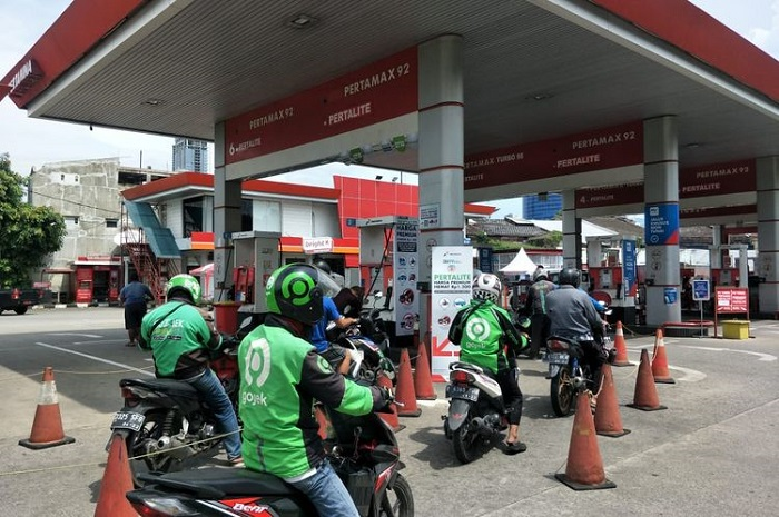 Foto ilustrasi ojo. Cek syarat penerima BLT untuk Ojol dari pemerintah terkait imbas harga BBM 