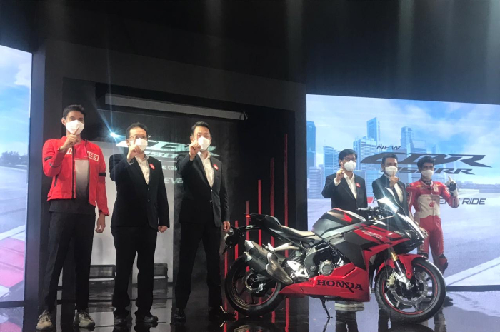 Honda resmi lucurkan motor baru, begini fitur-fitur Honda CBR250RR 2022