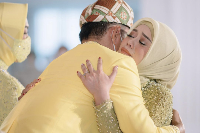 Ternyata begini ucapan Lesti Kejora yang bikin Rizky Billar murka hingga melakukan kekerasan. Foto Leslar dibanjiri doa netizen.