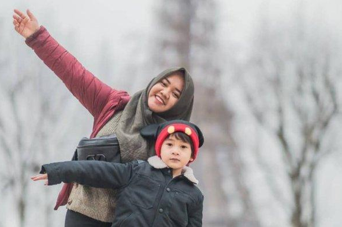 Mbak Lala dan Rafathar