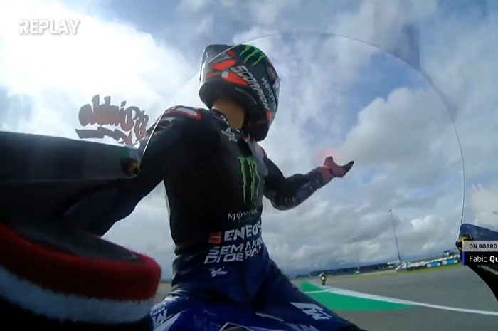 Fabio Quartararo kesal sama adik Valentino Rossi, Luca Marini di tengah sesi FP2 MotoGP Thailand 2022.