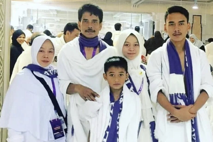 Ayah Lesti Kejora Endang Mulyana posting foto putrinya dalam kondisi begini. Rizky Billar telah mengingkari janji yang  diucapkannya. 