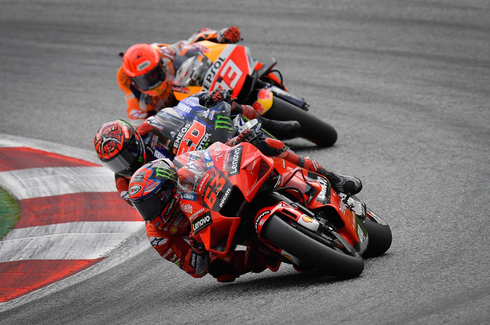 Fabio Quartararo bisa dijegal Marc Marquez di MotoGP Australia 2022 karena dirinya membela Francesco Bagnaia.