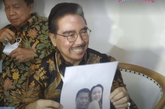 Hotma Sitompul yang kini turun tangan dalam kasus KDRT Rizky Billar murka Hotman Paris ikut campur masalah rumah tangganya.