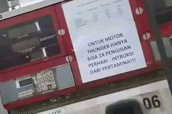 Ilustrasi, pemotor beli Pertalite akan segera dibatasi? update pendaftar BBM subsidi kini capai 2,8 juta kendaraan