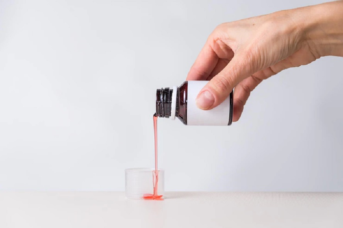 Ilustrasi obat sirup yang dikonsumsi pasien gagal ginjal akut.