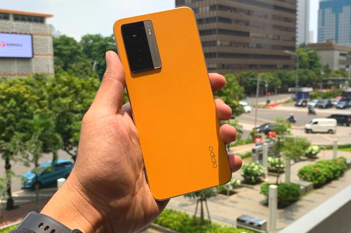 OPPO A77s memiliki spek dan fitur yang sesuai untuk berbagai macam skenario pemakaian sehari-hari