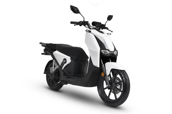 Motor listrik Charged Rimau.