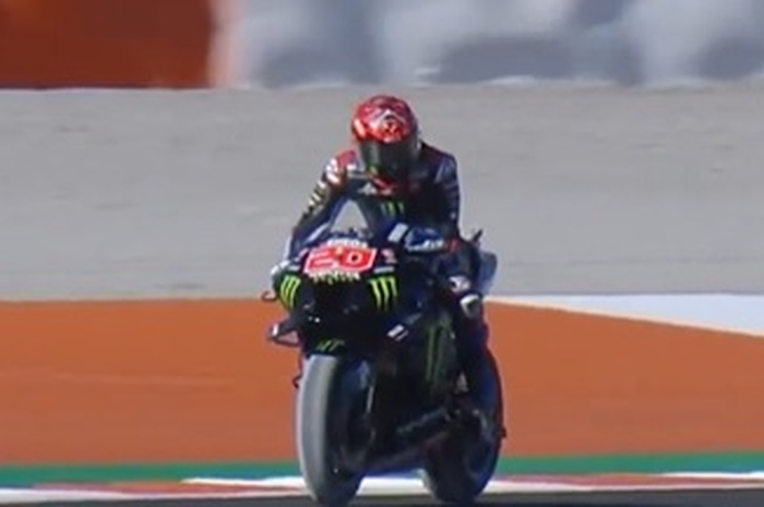 Fabio Quartararo nyaris crash di kualifikasi MotoGP Valencia 2022