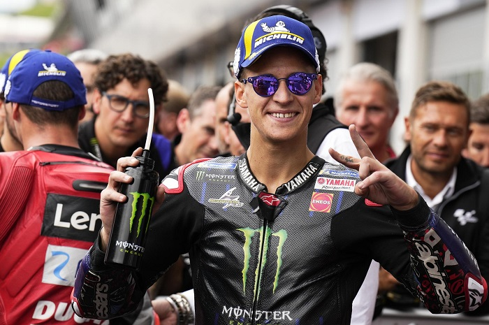Meski gagal juara dunia MotoGP 2022, Fabio Quartararo raih penghargaan Best Overtake Agostini Award.