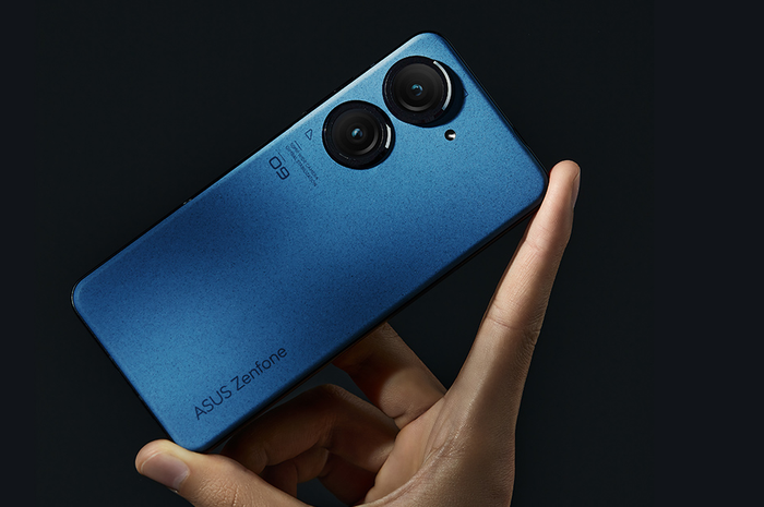 ASUS Zenfone 9 Memiliki Desain yang kompak dan ringan sehingga mudah dioperasikan dengan satu tangan