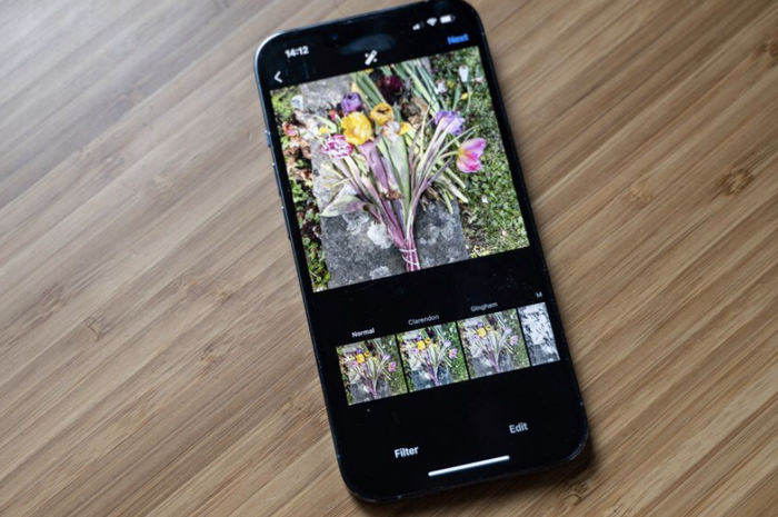 Pecinta fotografi aesthetic tak perlu khawatir. Begini cara foto kamera HP seperti DSLR di Android. 