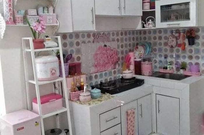 Begini jadinya bila perabotan murah mengisi desain kecil bentuk L. Ada 9 foto hasilnya yang mencuri perhatian. 