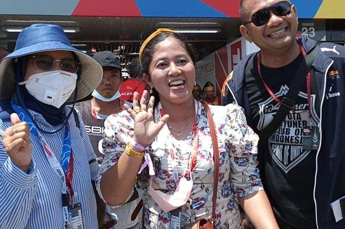 Doa istighosah gantikan ritual pawang hujan, begini kata Rara.
