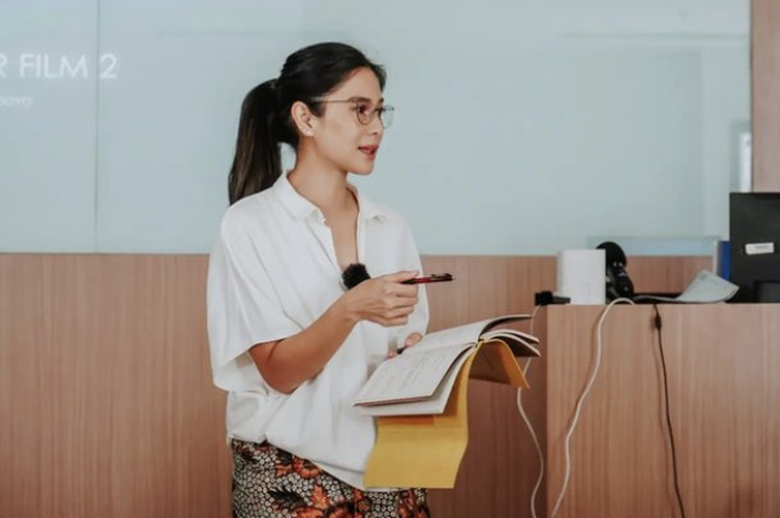 Dian Sastrowardoyo jadi dosen di Vokasi UI.