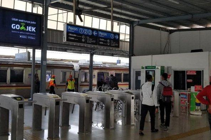 Jadwal KRL Tangerang Duri November 2022
