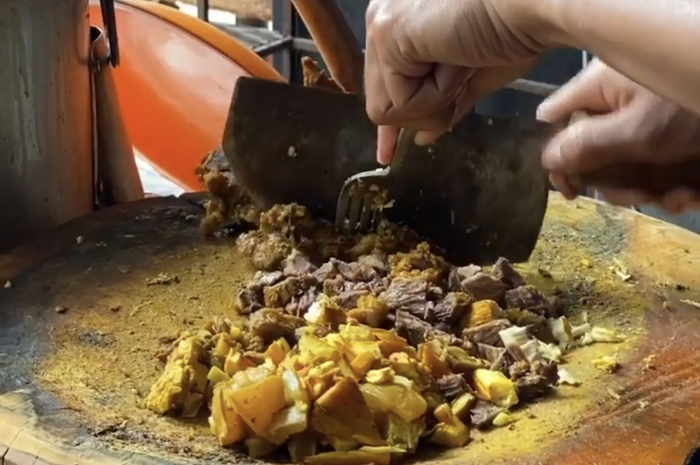 Simak 7 foto sarapan enak tempat wisata kuliner di Bandung Jawa Barat. Harganya ramah buat siapa saja.