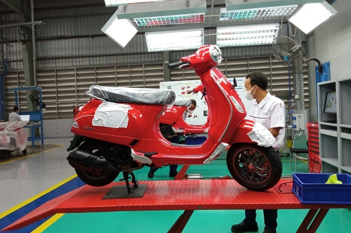Vespa LX 125 i-get jadi Vespa matic pertama yang diproduksi pabrik Piaggio Group Cikarang.