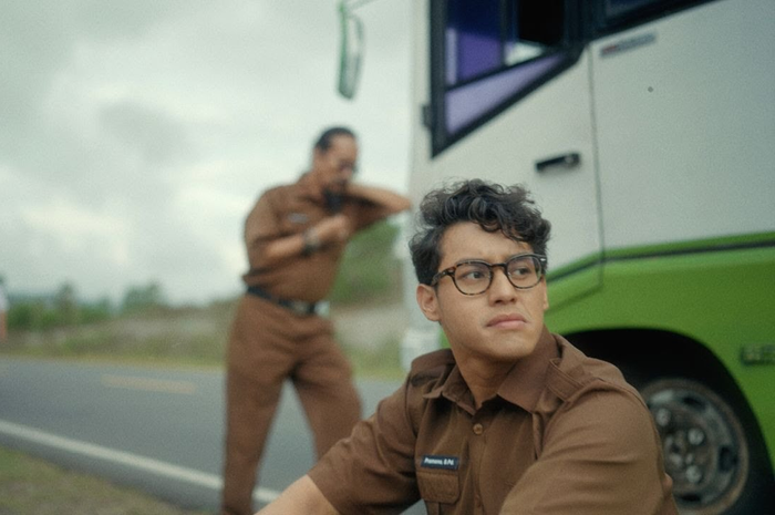 Music Video '2 Jam' Ardhito Pramono
